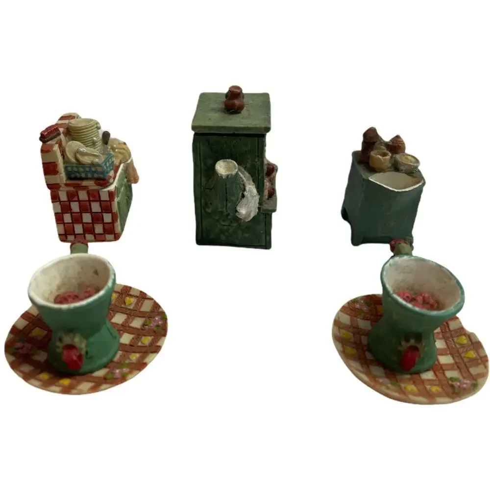 Vintage 7PC Dollhouse Ceramic Kitchen Accessories Cup & Saucer Tea Pot